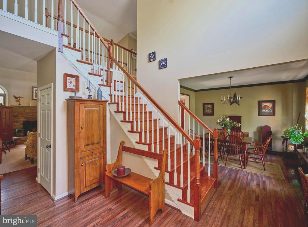 3474 POND VIEW DRIVE