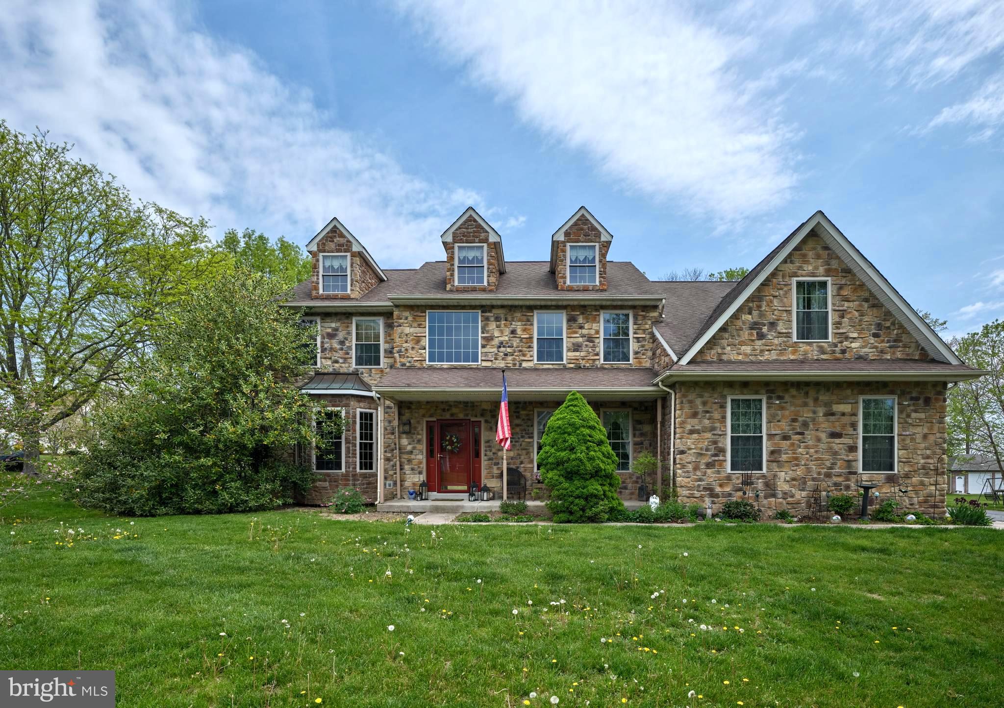 3474 POND VIEW DRIVE