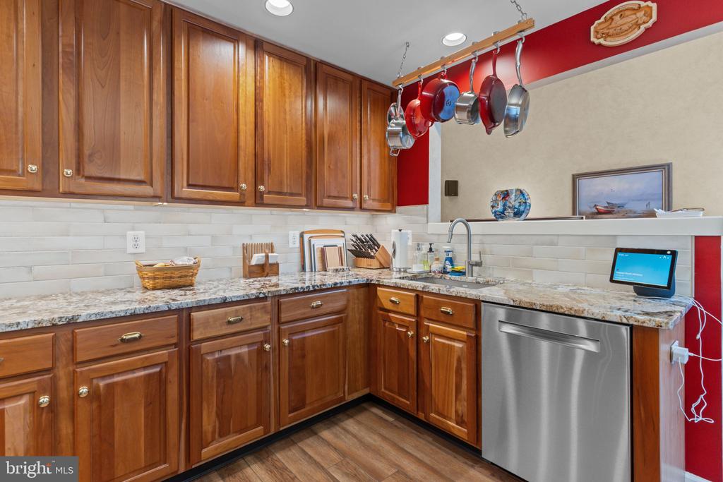855 BRECKINRIDGE COURT 118