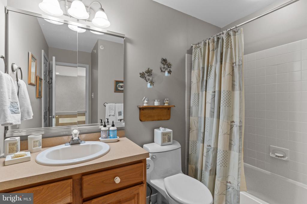 855 BRECKINRIDGE COURT 118