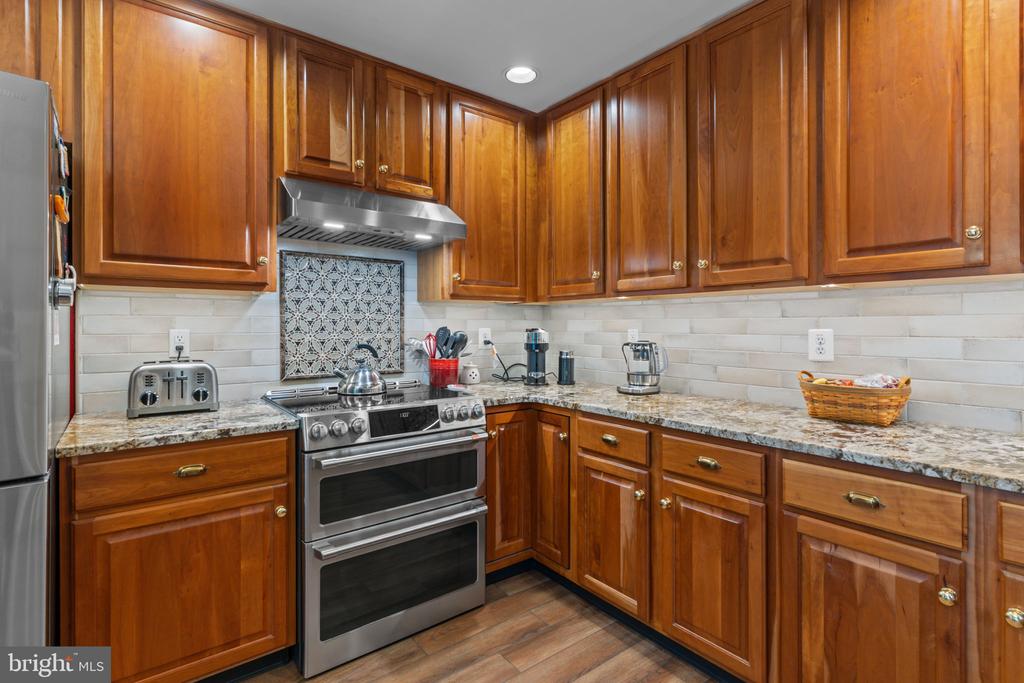 855 BRECKINRIDGE COURT 118