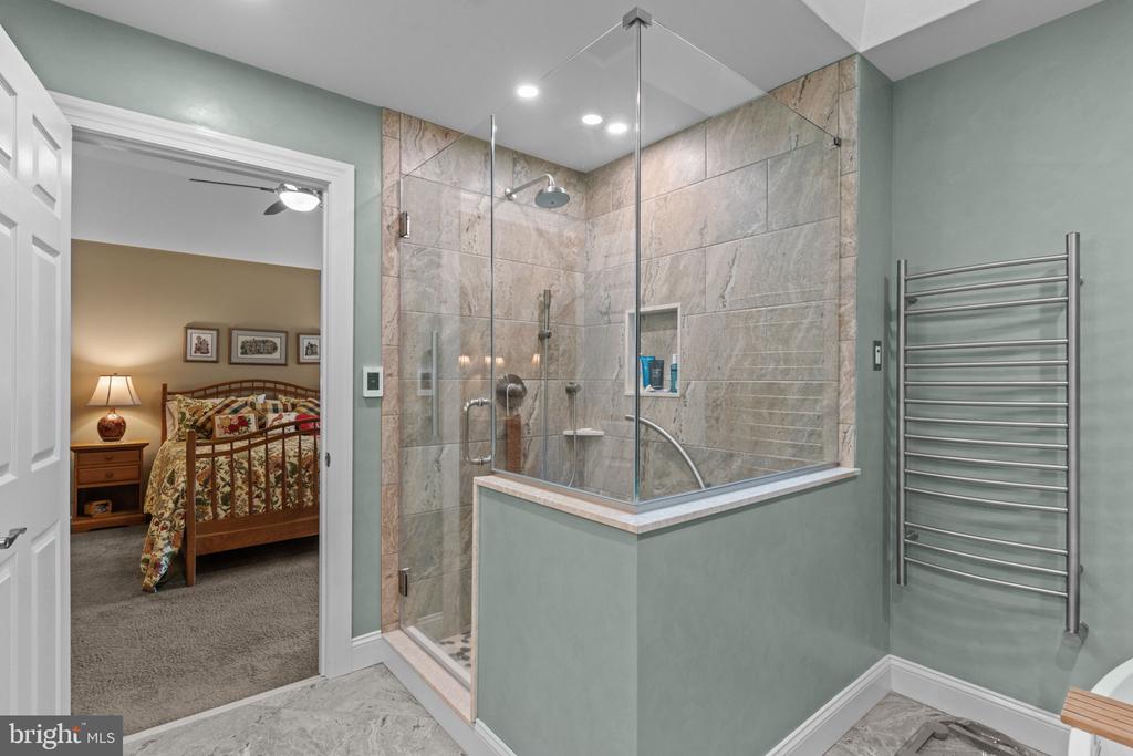 855 BRECKINRIDGE COURT 118