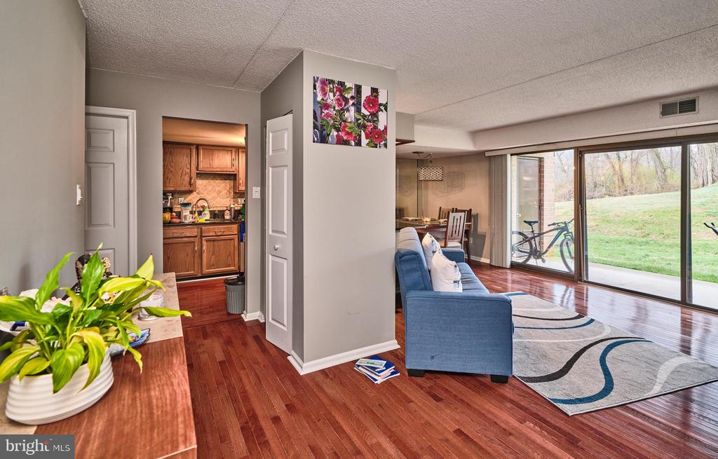 61 HERMITAGE DRIVE