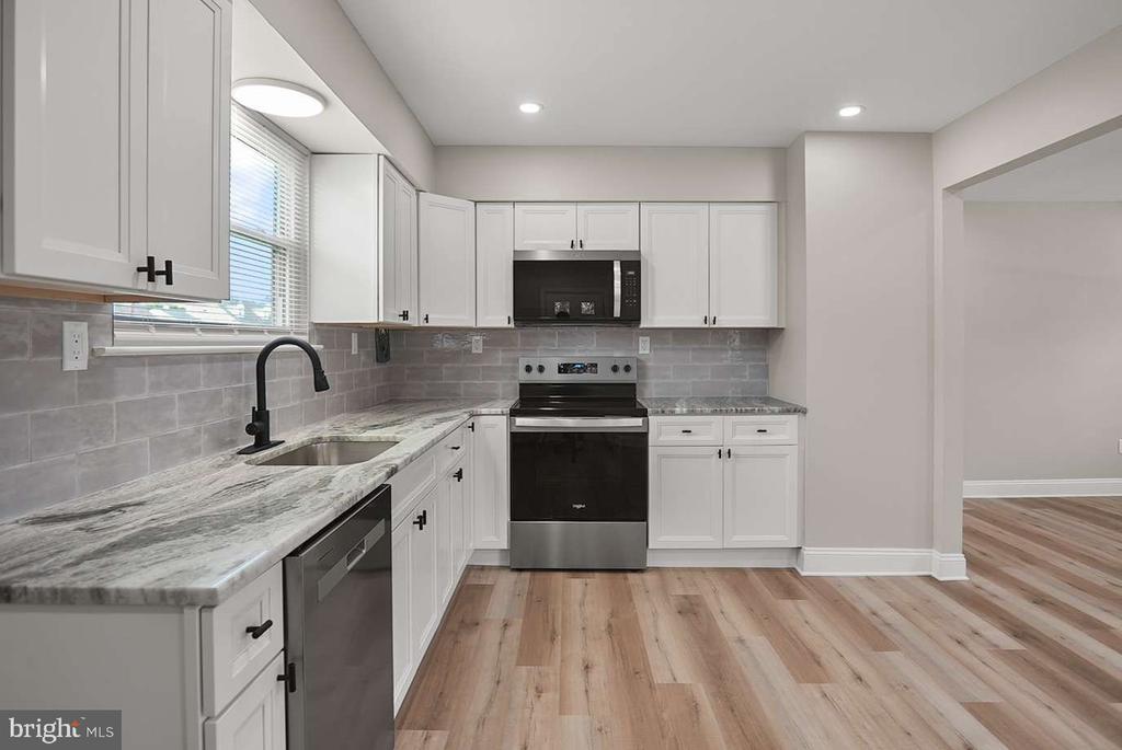 114 GRANDVIEW AVENUE