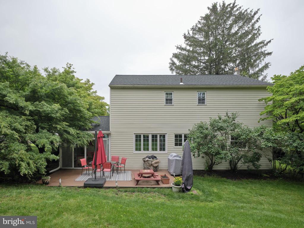 408 W BRISTOL ROAD