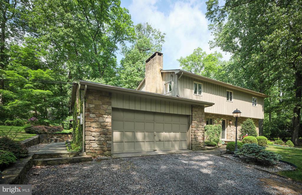 6189 GREENHILL ROAD