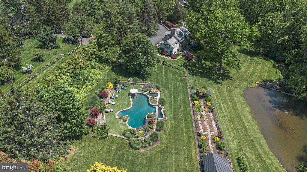 6431 STONEY HILL ROAD