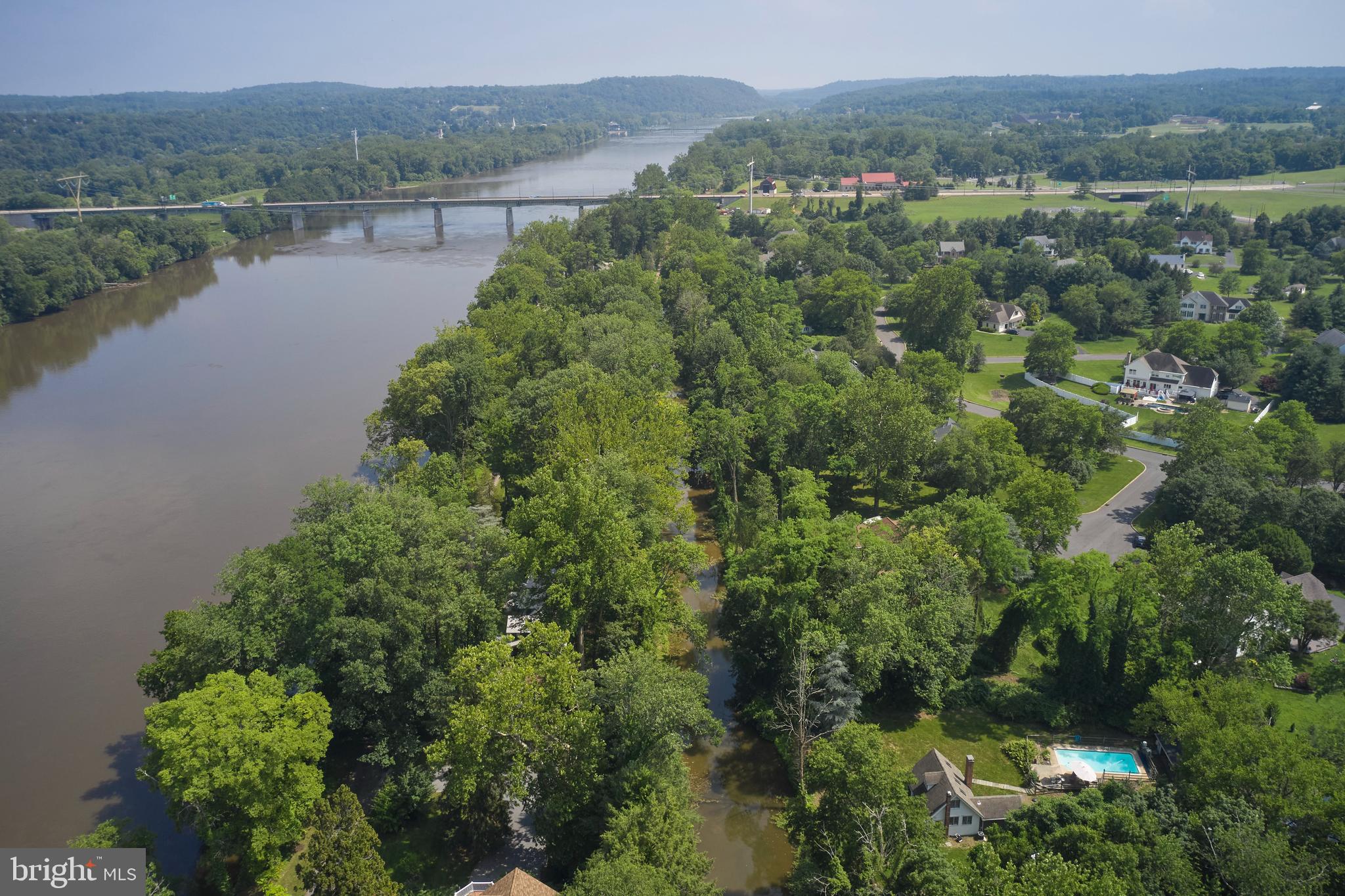 2598 RIVER ROAD