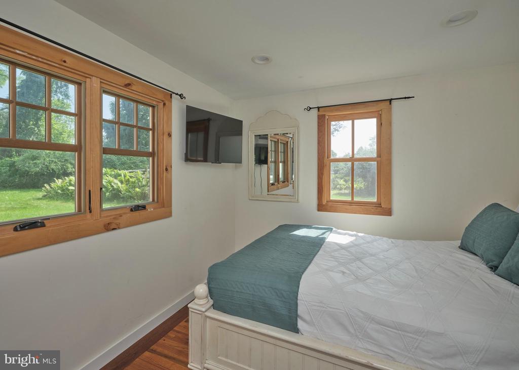 2598 RIVER ROAD