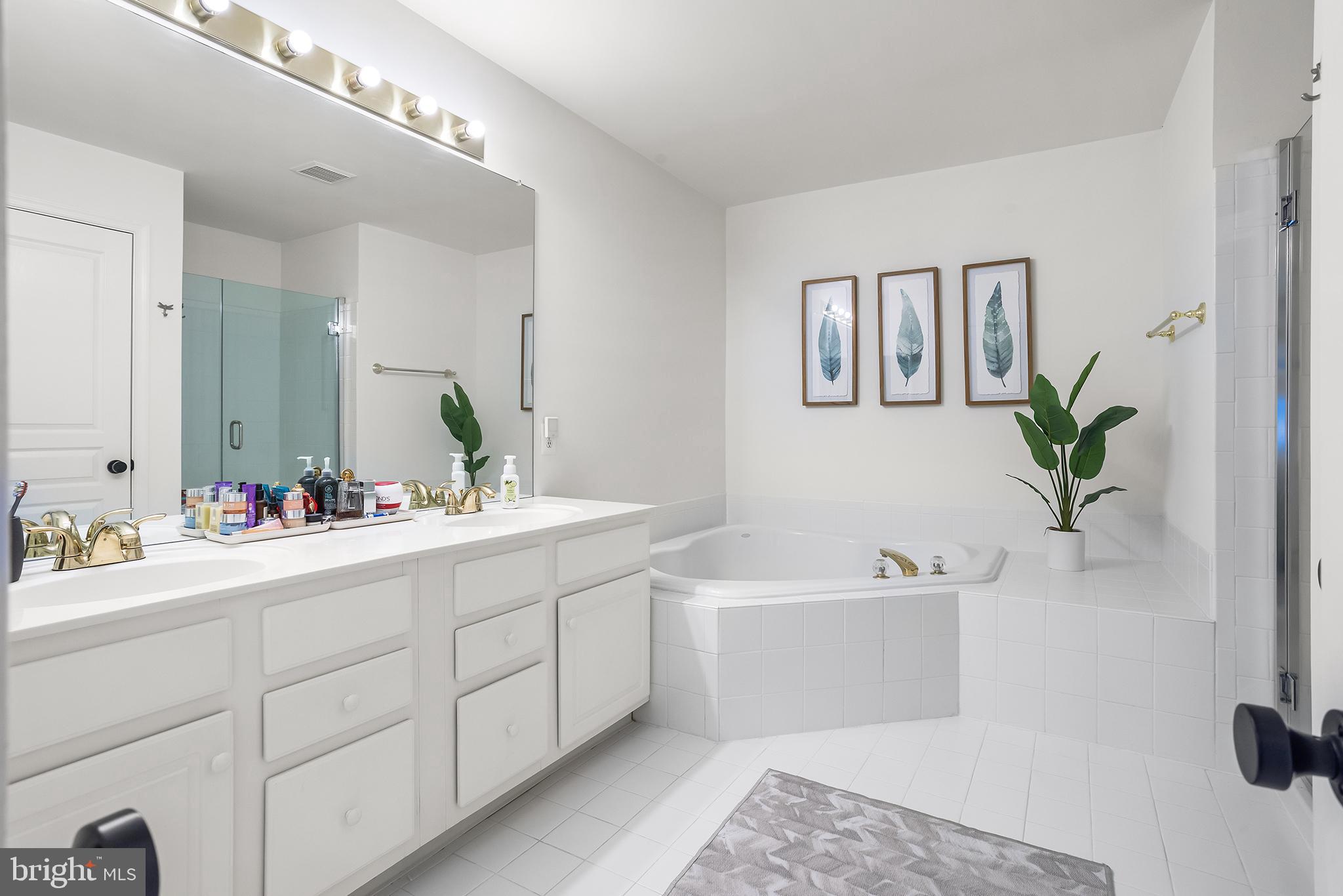 59 AVALON COURT 1303