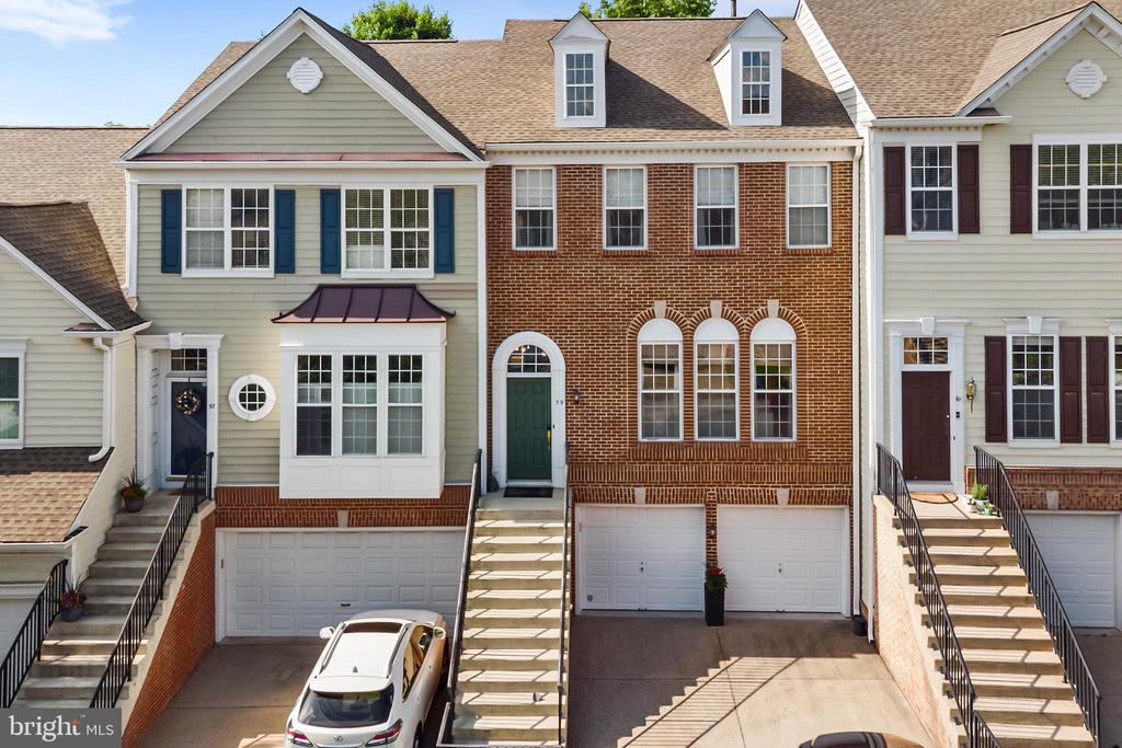 59 AVALON COURT 1303
