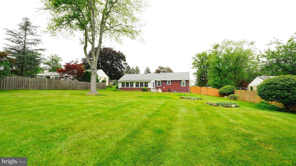 760 SWEETBRIAR DRIVE