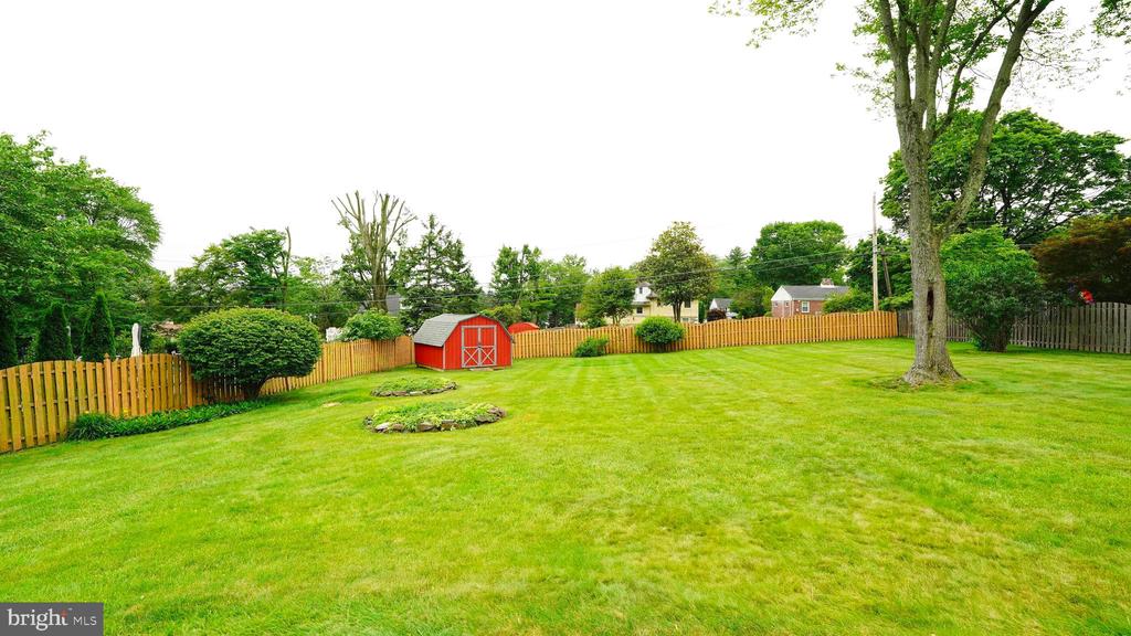 760 SWEETBRIAR DRIVE