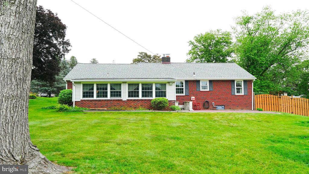 760 SWEETBRIAR DRIVE