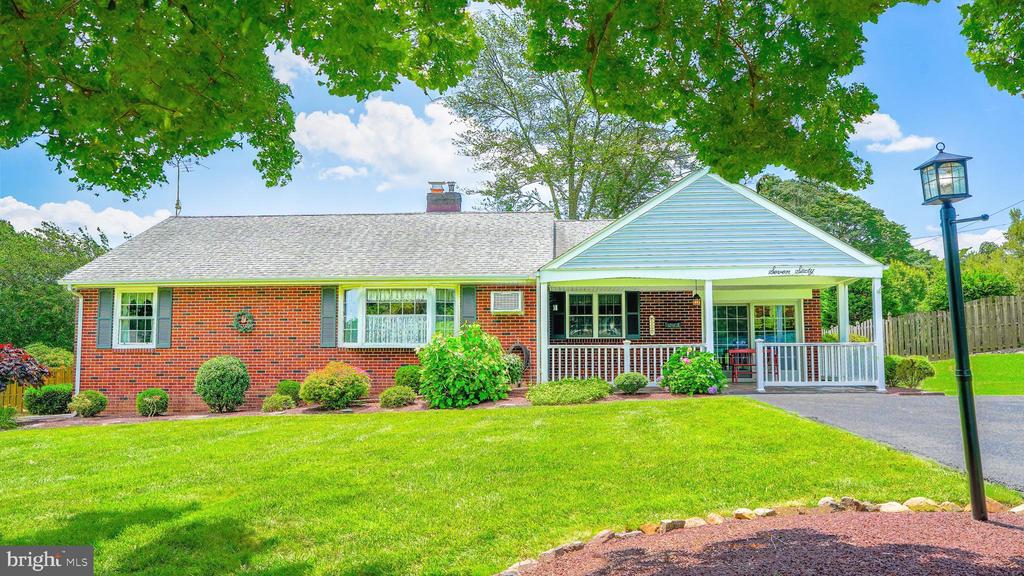 760 SWEETBRIAR DRIVE