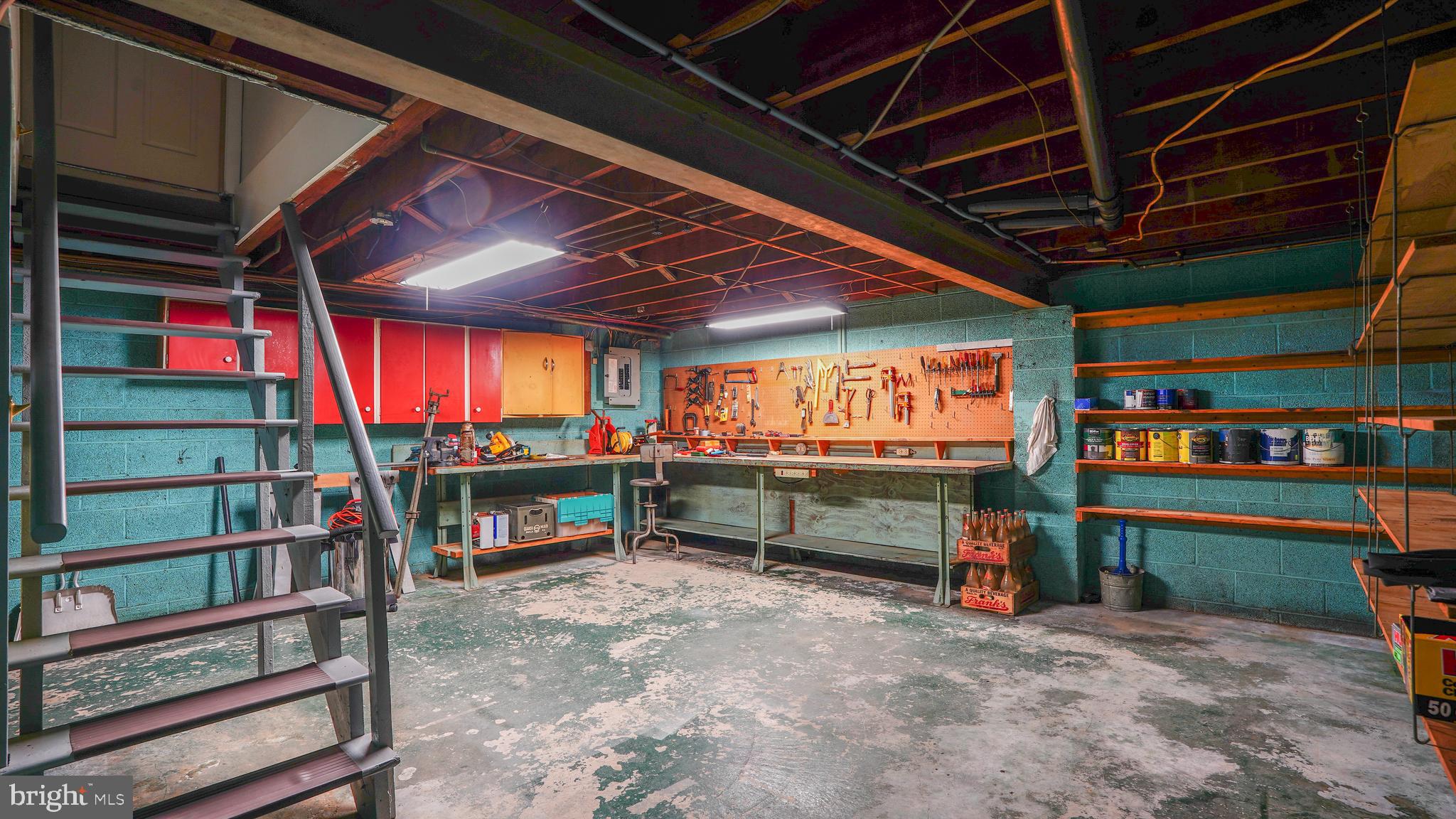 760 SWEETBRIAR DRIVE