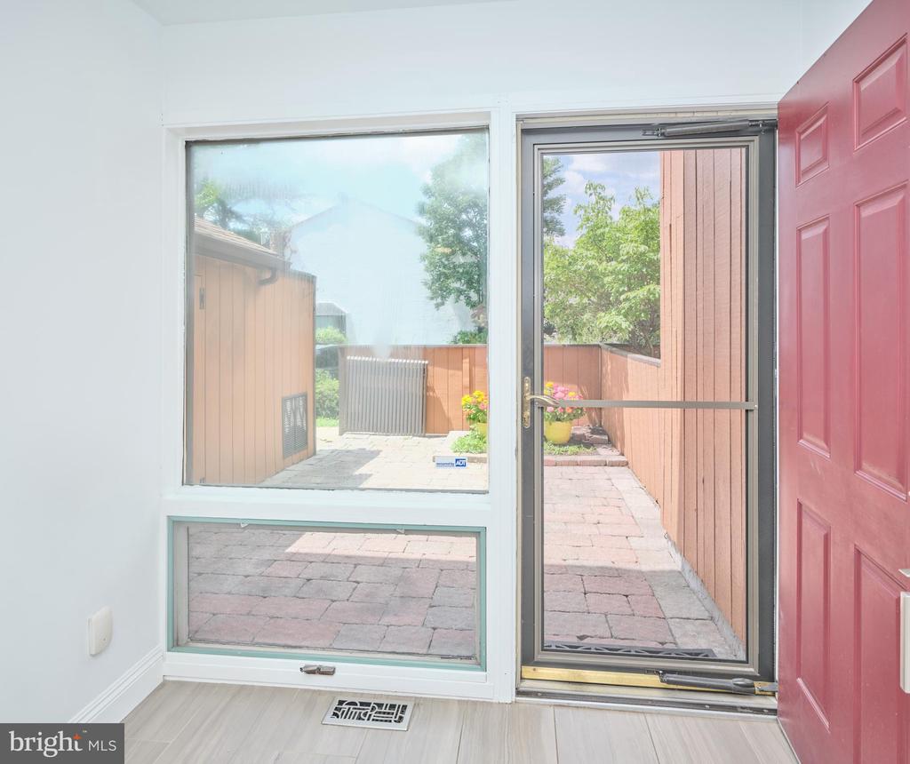 27 ARDEN WAY