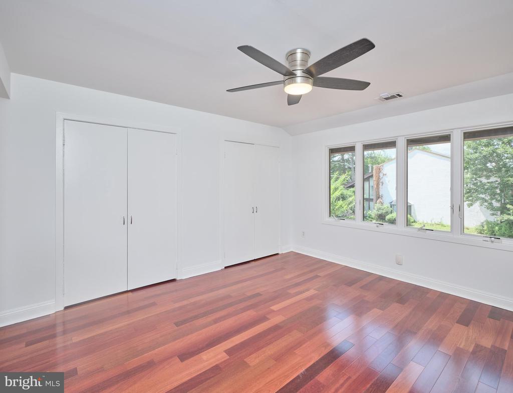 27 ARDEN WAY
