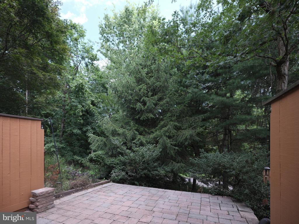 27 ARDEN WAY