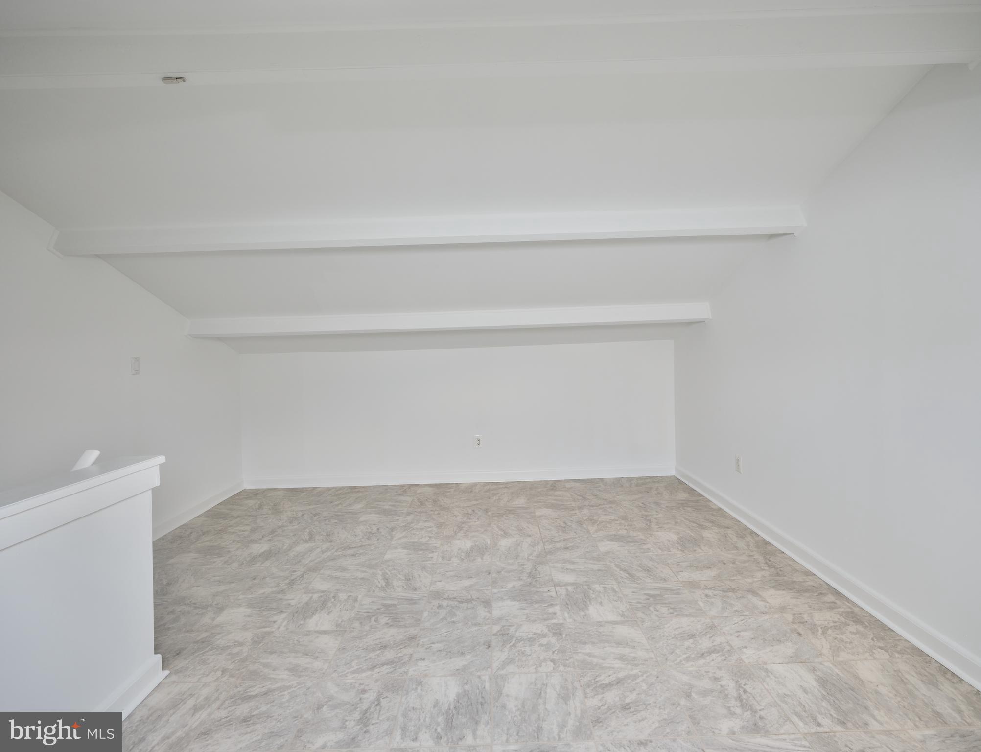 27 ARDEN WAY