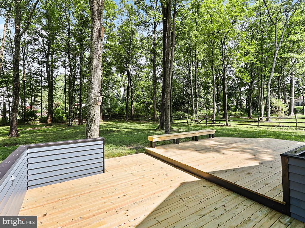 476 N SHADY RETREAT ROAD