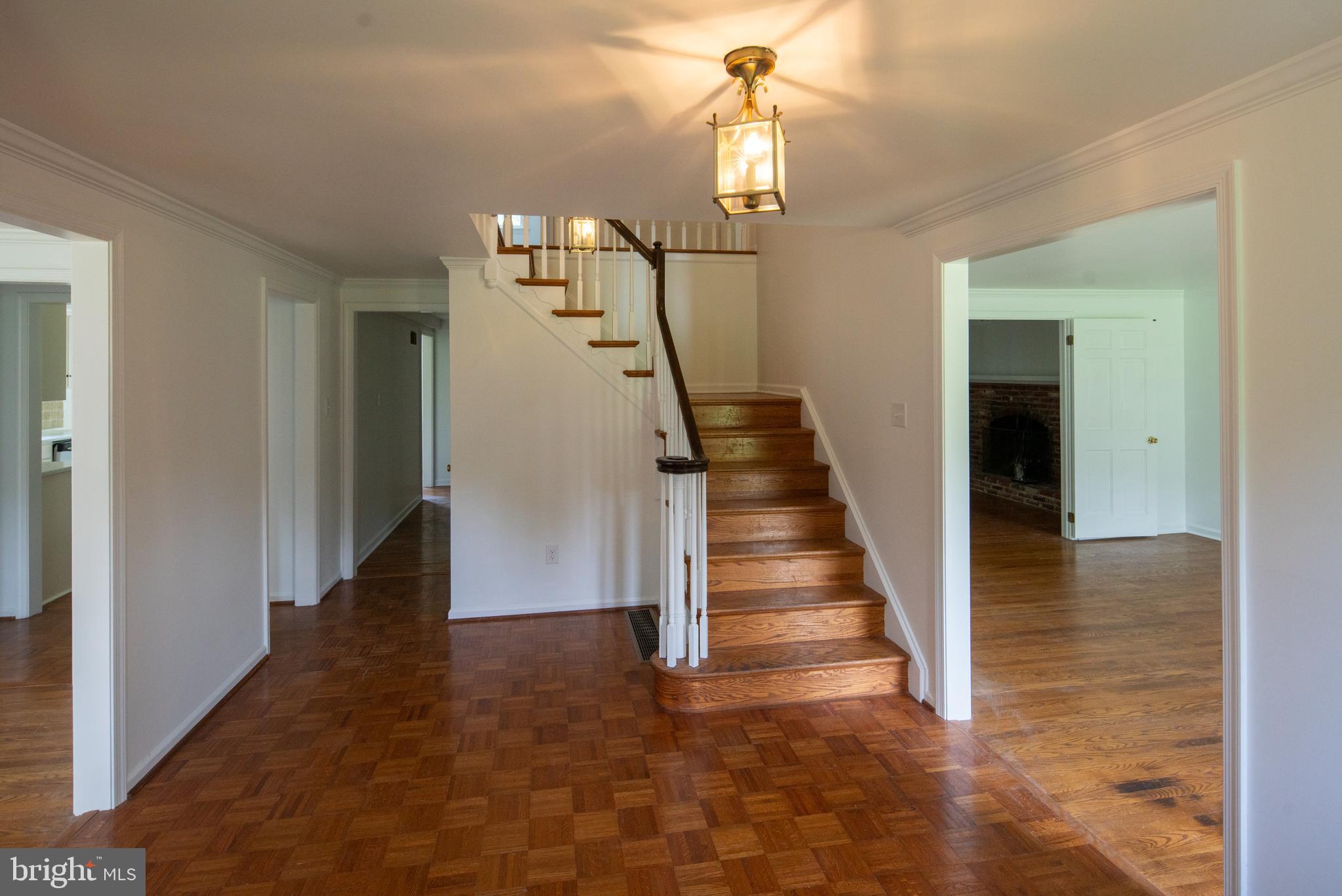 1 SUGAN CLOSE STREET