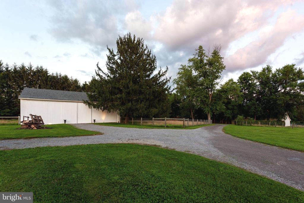 131 WILLOWBROOK DRIVE
