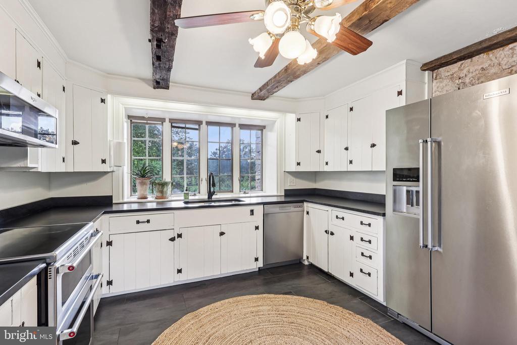131 WILLOWBROOK DRIVE