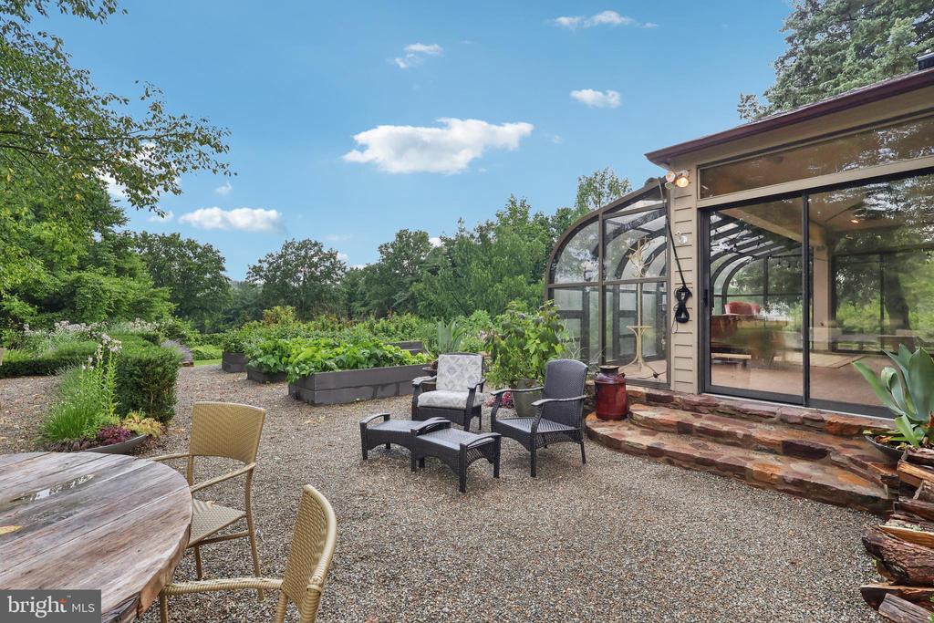 131 WILLOWBROOK DRIVE