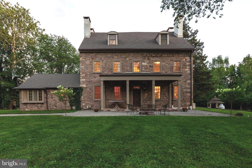 131 WILLOWBROOK DRIVE