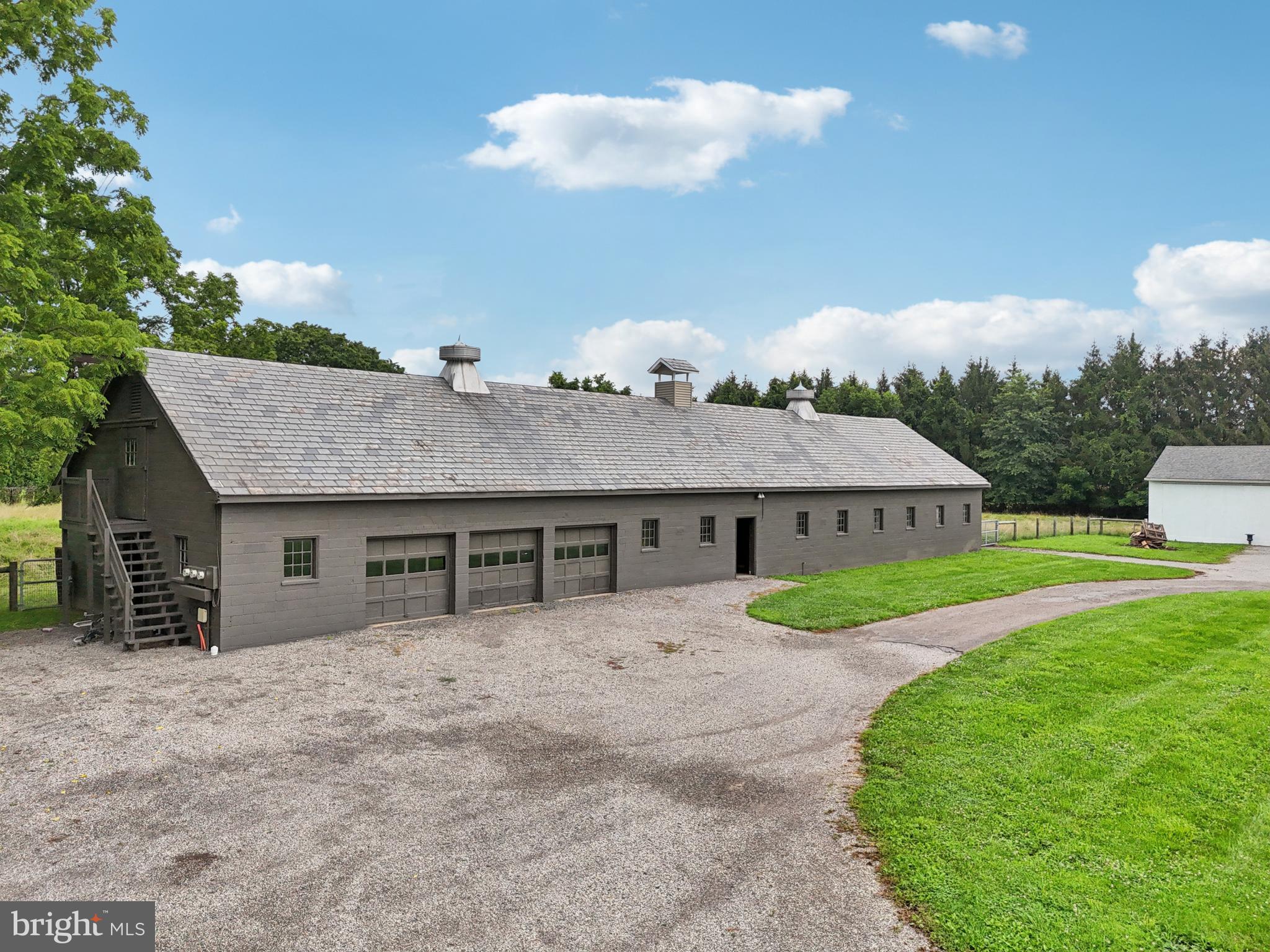 131 WILLOWBROOK DRIVE