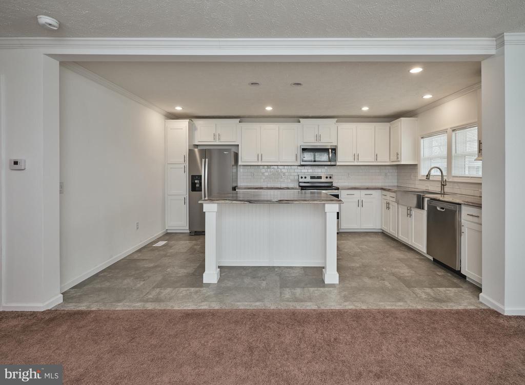 3034 CHANDLER DRIVE SOUTH