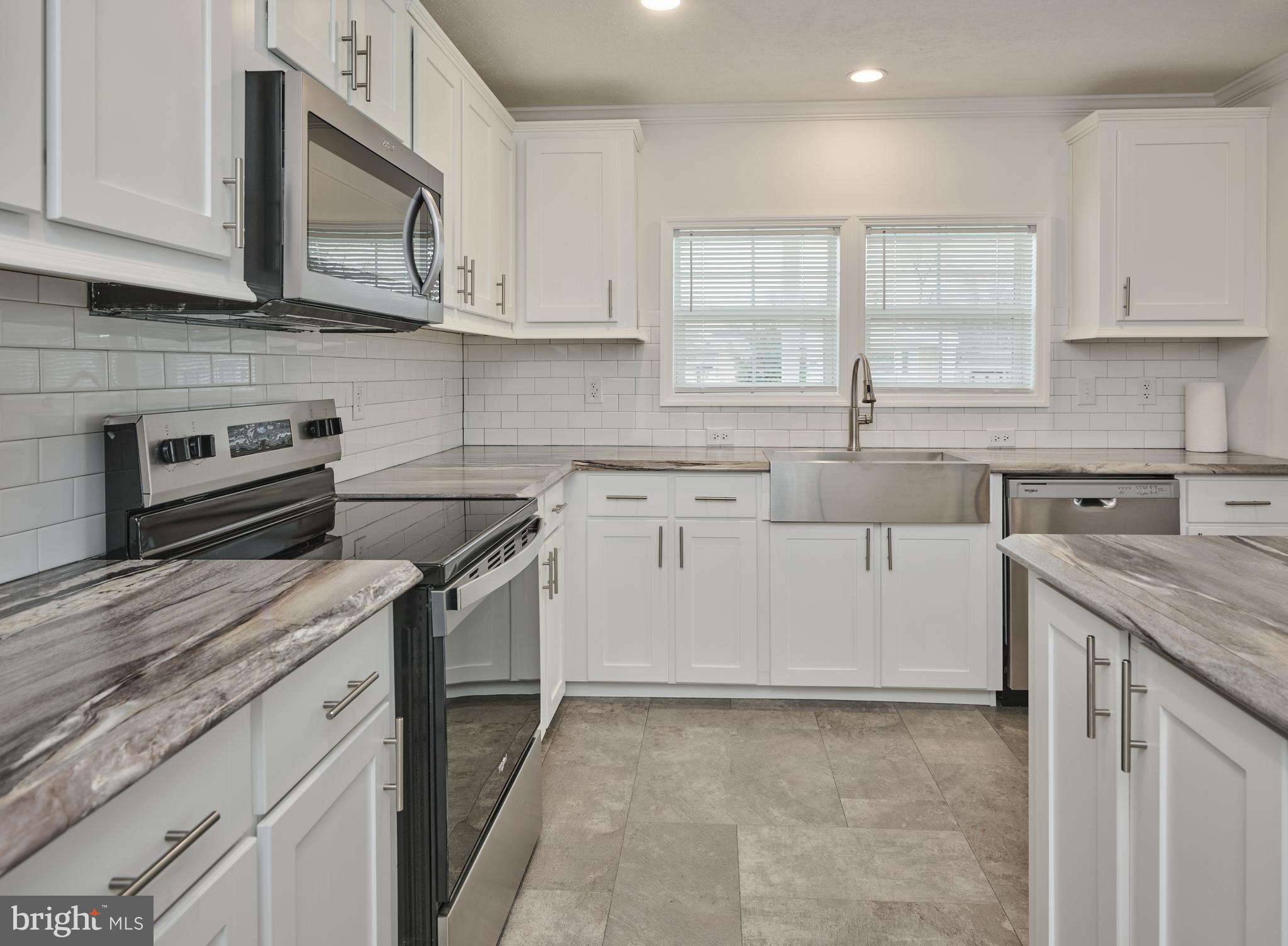 3034 CHANDLER DRIVE SOUTH