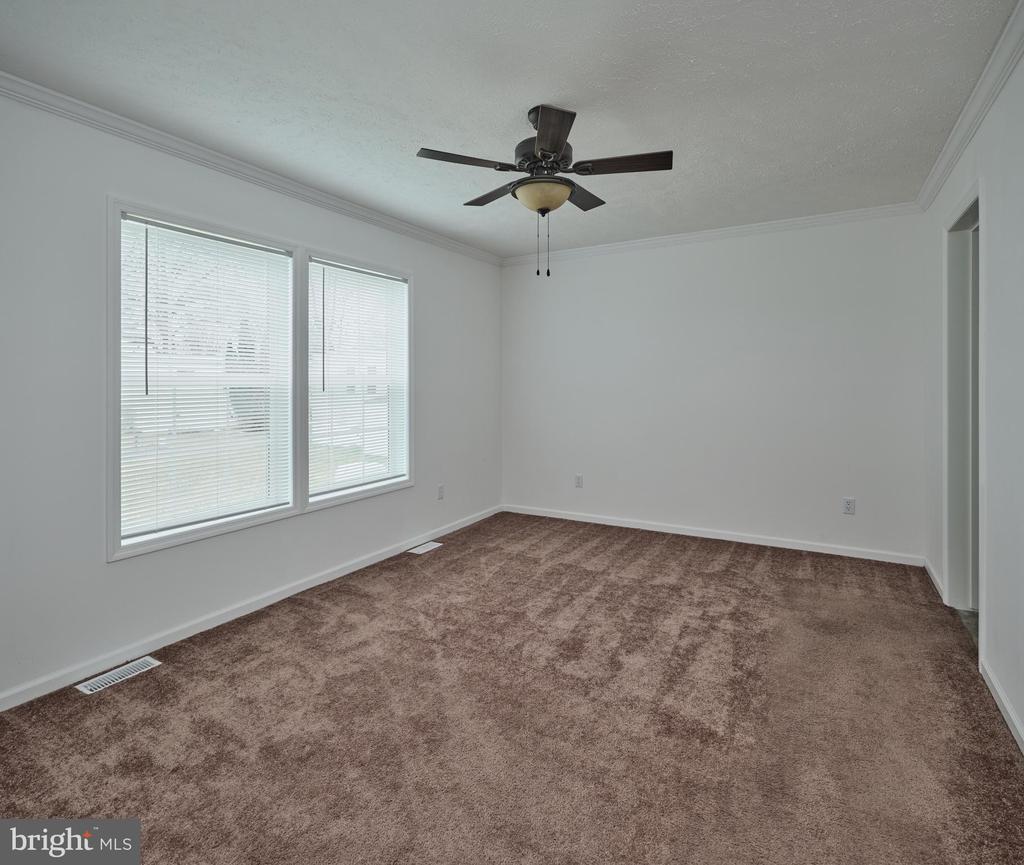 3034 CHANDLER DRIVE SOUTH