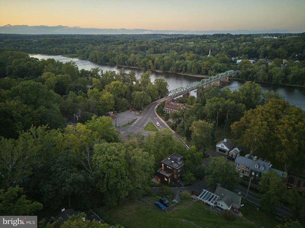 7189 CENTER BRIDGE ROAD
