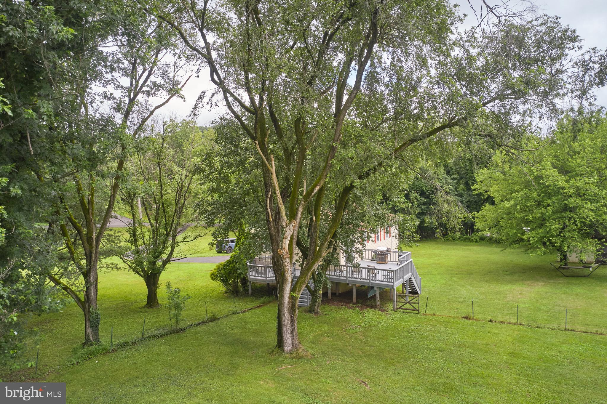 1945 SWEETBRIAR ROAD