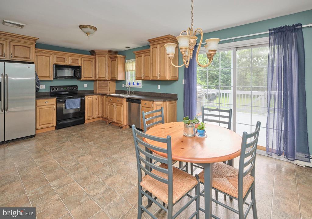 1945 SWEETBRIAR ROAD