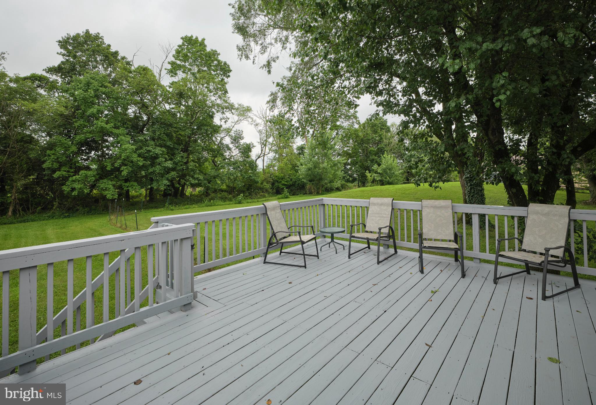 1945 SWEETBRIAR ROAD