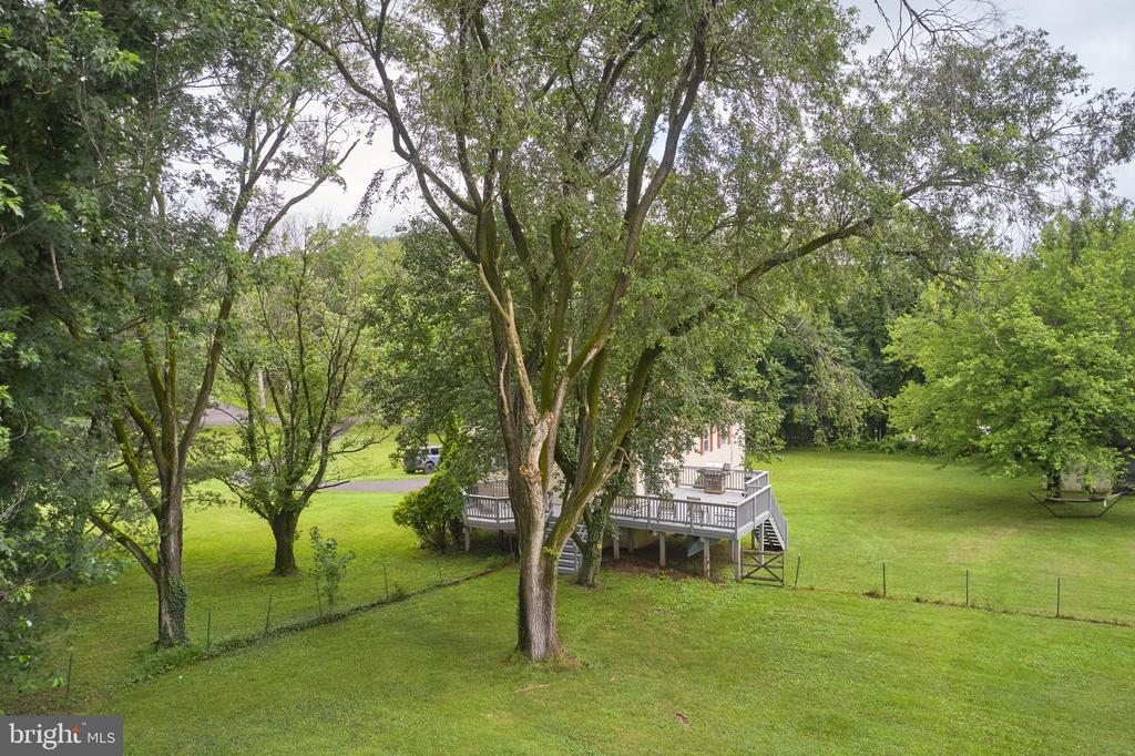 1945 SWEETBRIAR ROAD
