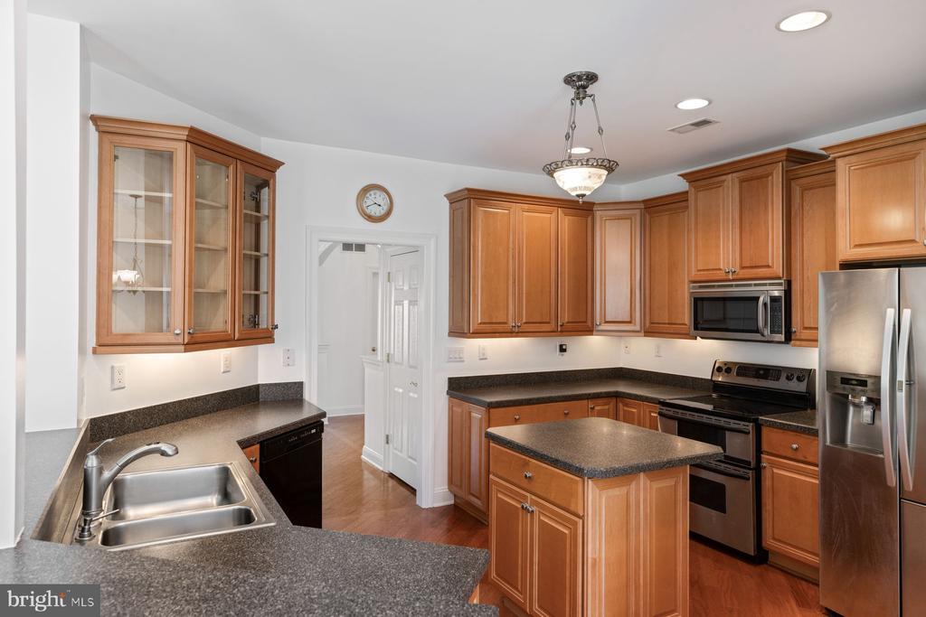 143 SILVERTAIL LANE