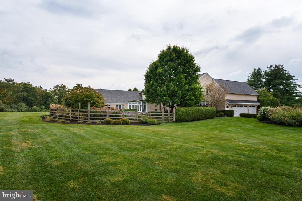 6997 PHILLIPS MILL ROAD