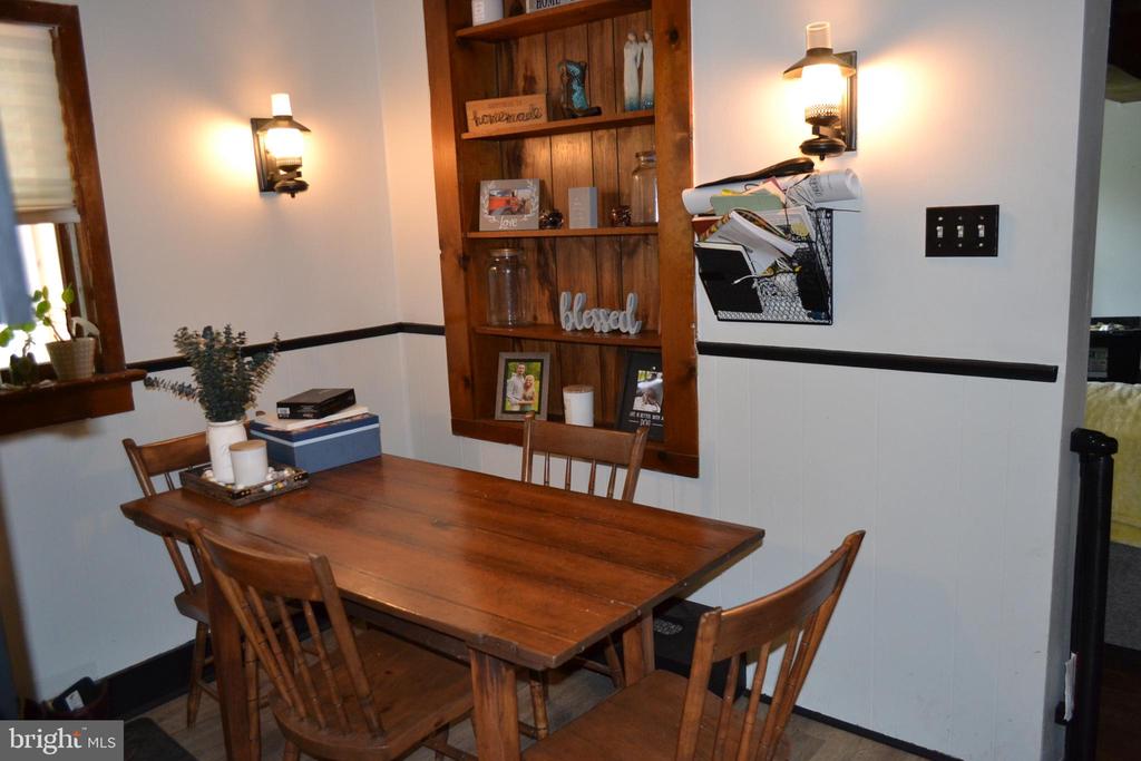 345 E DARK HOLLOW ROAD 4