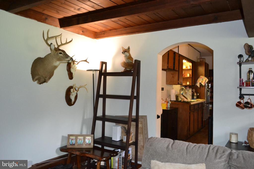 345 E DARK HOLLOW ROAD 4