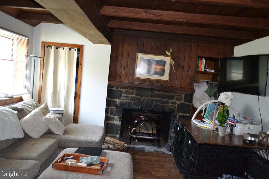 345 E DARK HOLLOW ROAD 4