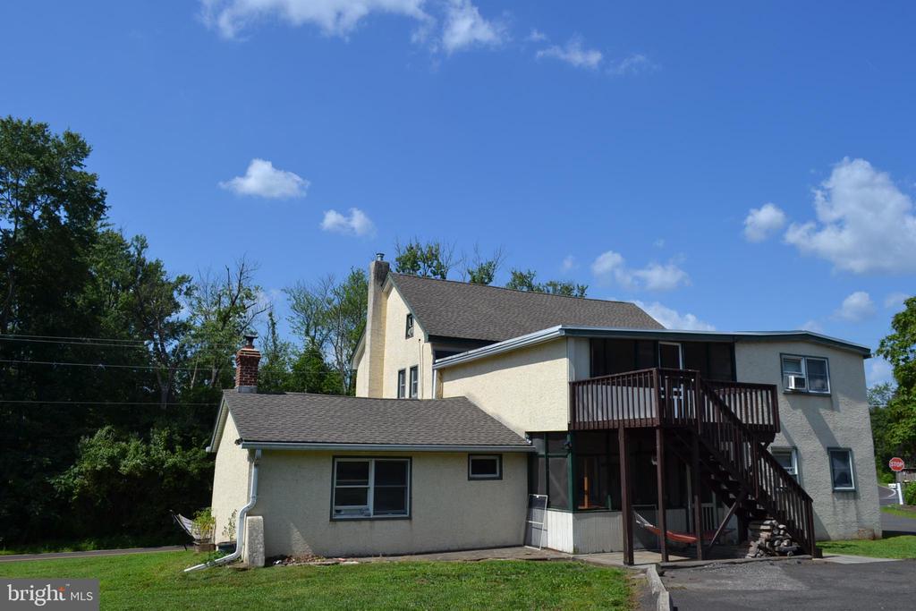345 E DARK HOLLOW ROAD 4