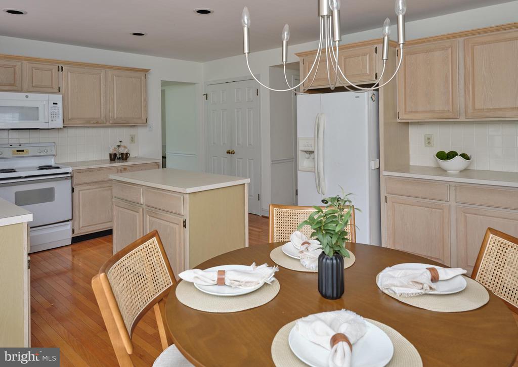 15 RIVERSTONE CIRCLE
