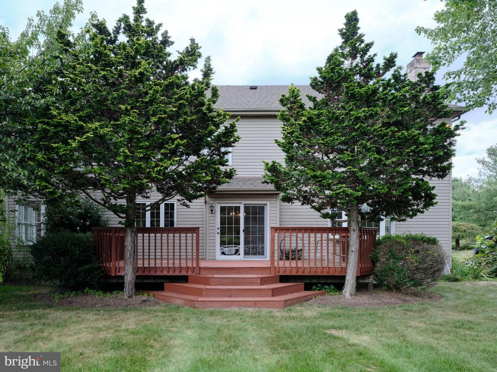 15 RIVERSTONE CIRCLE