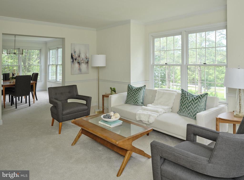 15 RIVERSTONE CIRCLE
