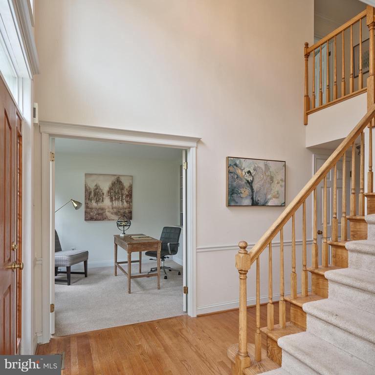 15 RIVERSTONE CIRCLE
