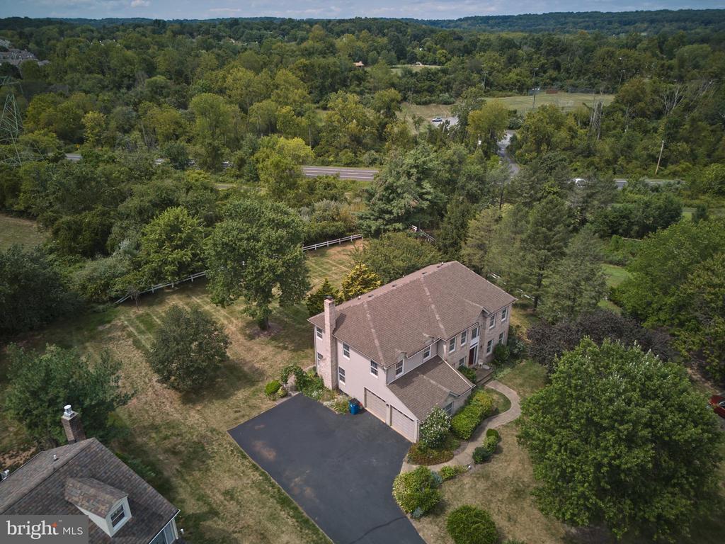 15 RIVERSTONE CIRCLE